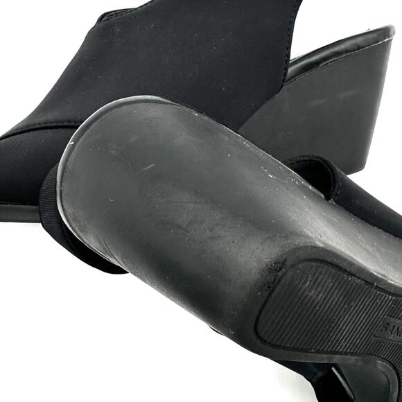 Bandolina wedge black comfy sandals size 10 Party  Casual - Picture 6 of 9